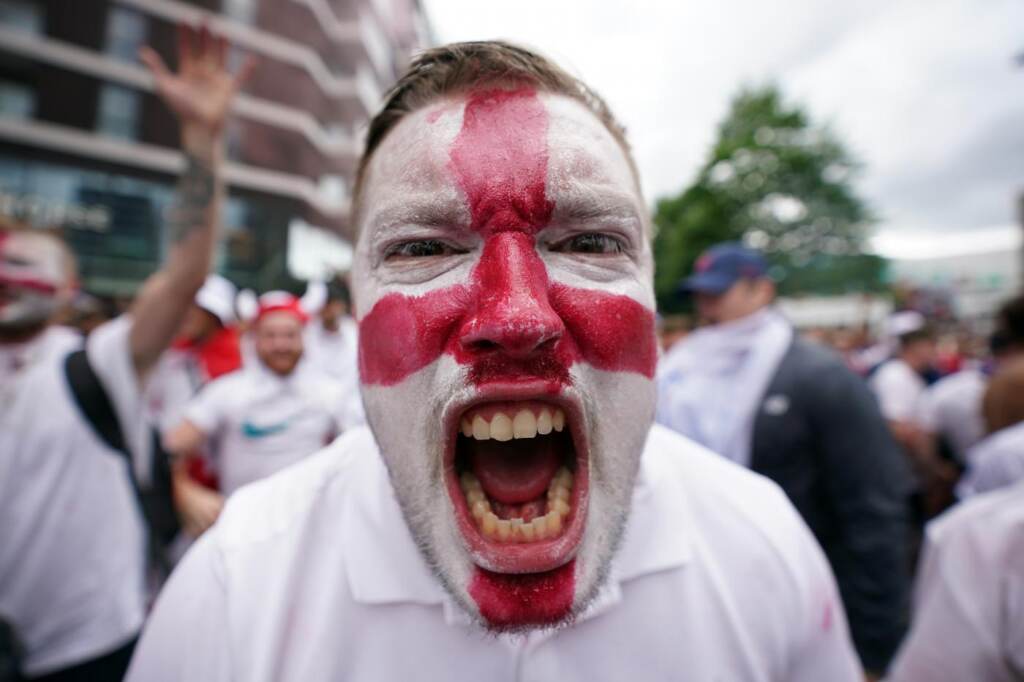Galleria foto 'Euro 2020, Inghilterra-Italia: tifosi pronti per finalissima' - foto 3