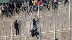 Maroc: Les autorités empêchent l’entrée de 300 migrants à Melilia