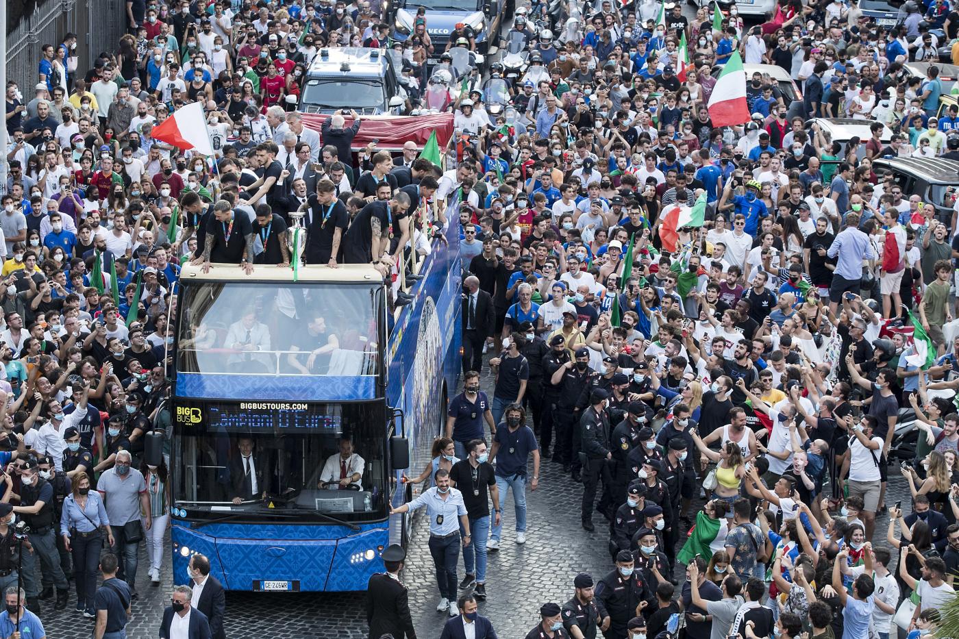 Euro 2020, prefetto di Roma: “Sfilata azzurri non autorizzata, la Figc ha violato i patti”. Gravina: “Scelta condivisa con istituzioni”