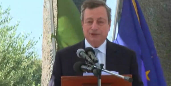 Draghi e Cartabia a Santa Maria Capua Vetere. Il premier: “Il sistema carcerario va riformato”