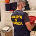 Roma, scoperta “boutique del falso”: sanzionati anche vip del mondo dello spettacolo