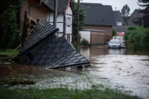 Maltempo nel cuore Europa: almeno 125 morti, colpita anche Olanda