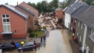 Fango e devastazione: le immagini con il drone in Germania