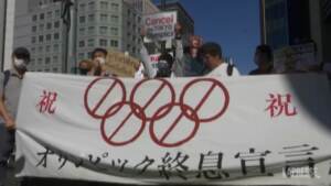 Giappone: a Tokyo manifestazione contro le Olimpiadi, tafferugli con la polizia