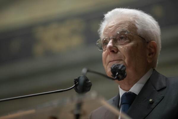 Mattarella in visita di Stato in Francia, Lectio Magistralis alla Sorbona di Parigi