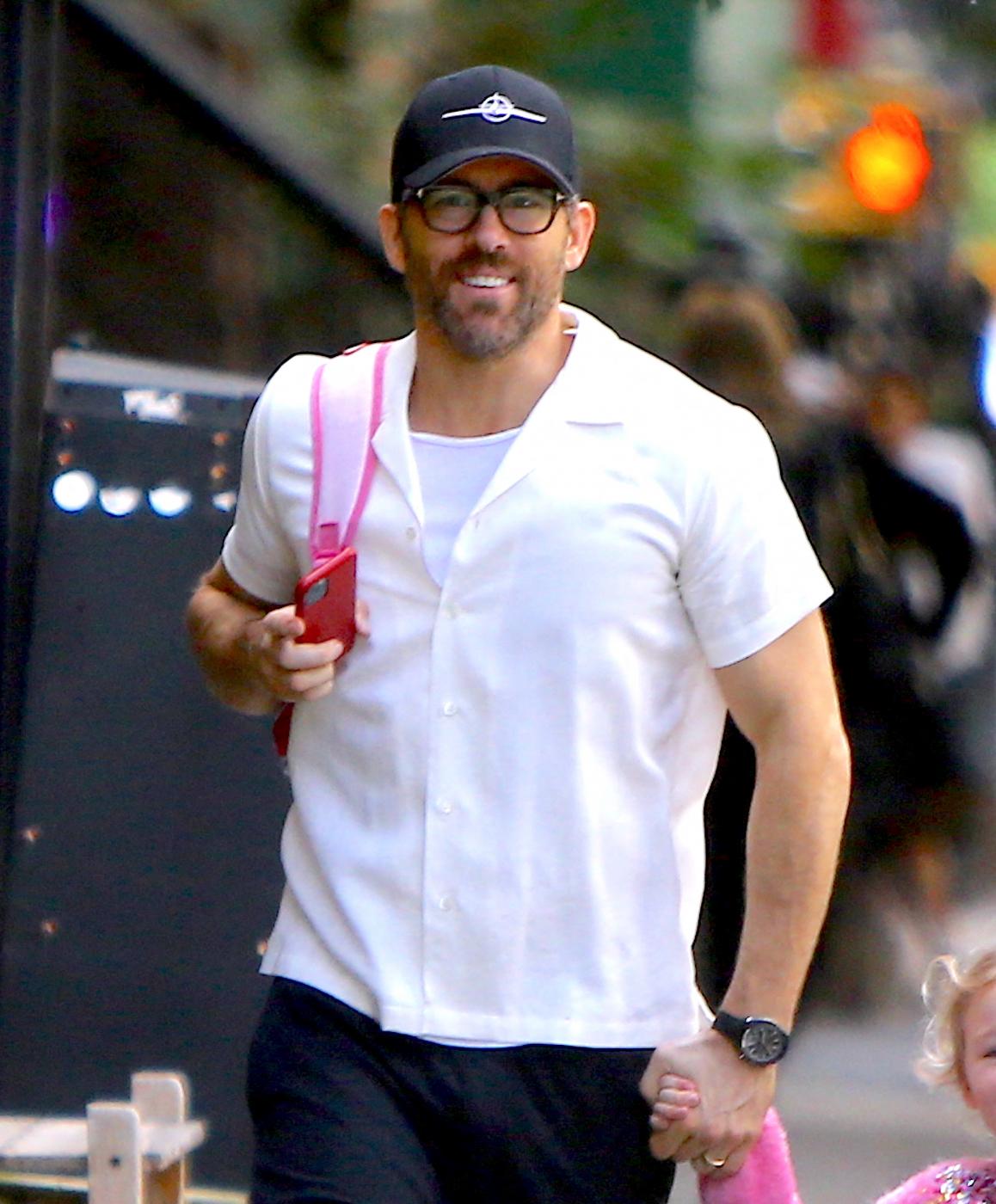 Ryan Reynolds a passeggio con la figlia a New York