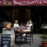 Covid, si cerca mediazione: zona gialla oltre 10% terapie intensive occupate. Cabina di regia nel pomeriggio