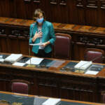 Giustizia, slitta l’arrivo della riforma in Aula. Critiche da Anm, Cartabia difende testo