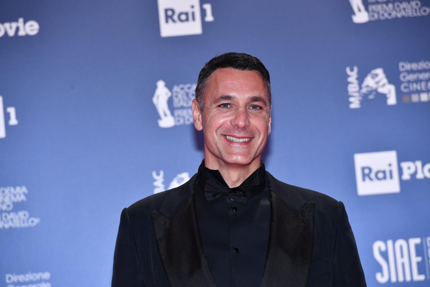 Raoul Bova torna al cinema con Greta e le favole vere Raoul Bova torna al cinema con Greta e le favole vere