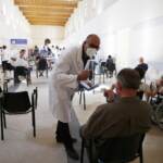 Covid, sale ancora incidenza del virus ma restano stabili le terapie intensive