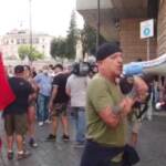 ‘Ribelliamoci tutti’, il grido dei contrari al green pass in piazza a Roma