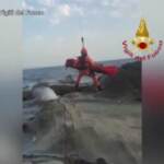 Livorno, si infortuna su una scogliera: recuperato dall’elicottero
