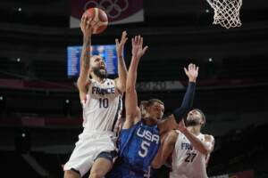 JO-Tokyo/Basketball: La France bat les USA (83-76)