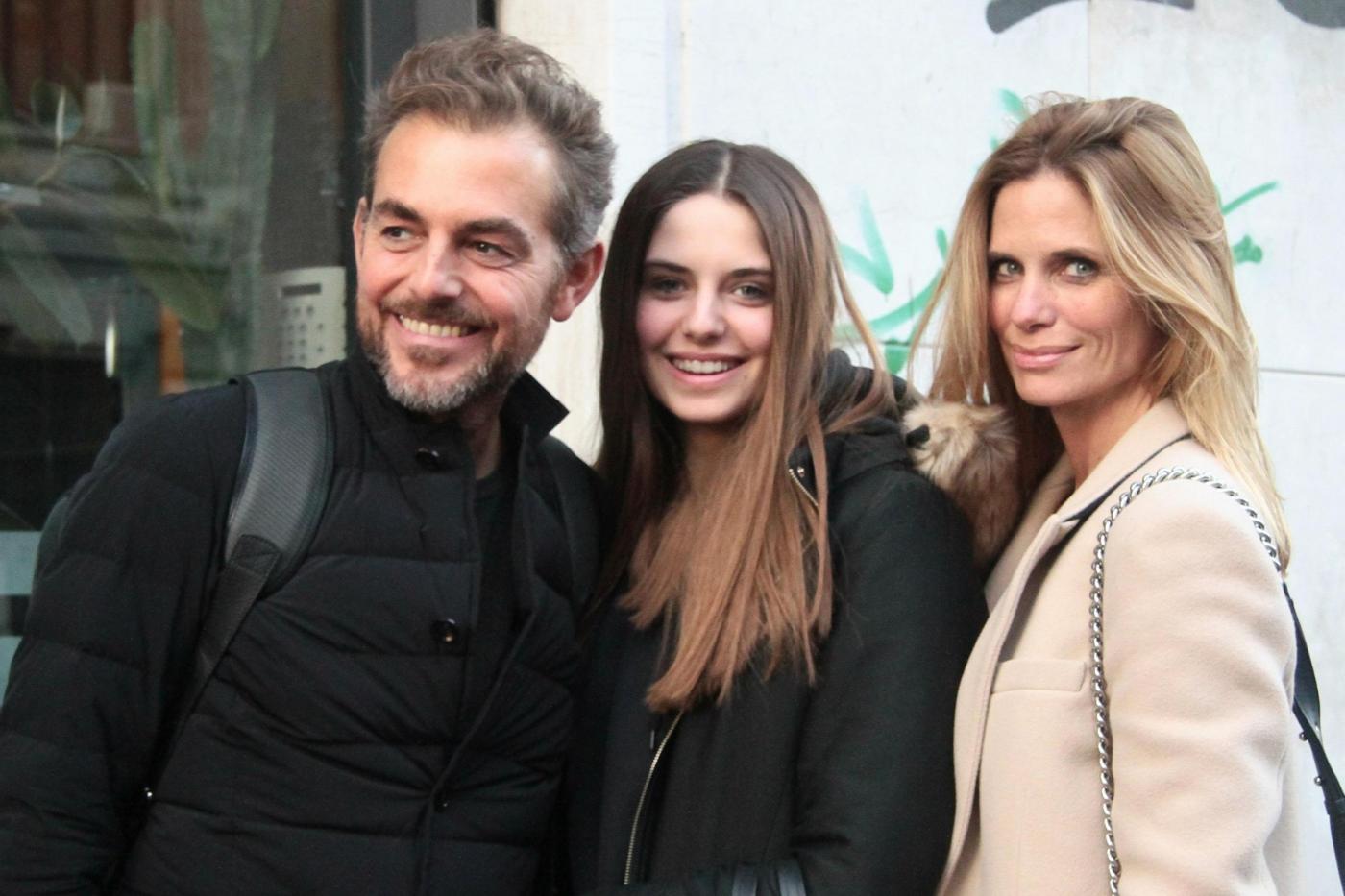 Stella Bossari Compie 18 Anni I Teneri Auguri Dei Genitori Filippa E Daniele Lapresse