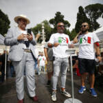 Green pass, in 200 al corteo ‘Io Apro’. Denunciati gli organizzatori di Piacenza e Genova