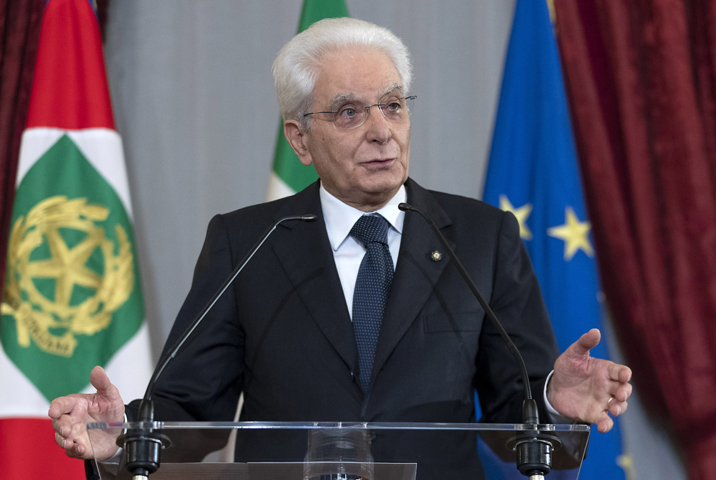 Covid, Mattarella: "Il vaccino è un dovere morale e civico"