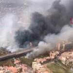 Catania, incendio alle porte della città: le immagini aeree dei Vigili del Fuoco