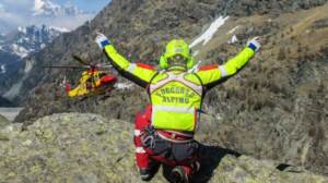 Trentino, non rientra in hotel dopo trekking: cadavere ritrovato in un dirupo