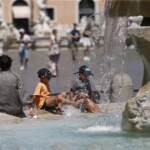 Covid, contagi ancora in crescita. Variante Delta al 94,8%