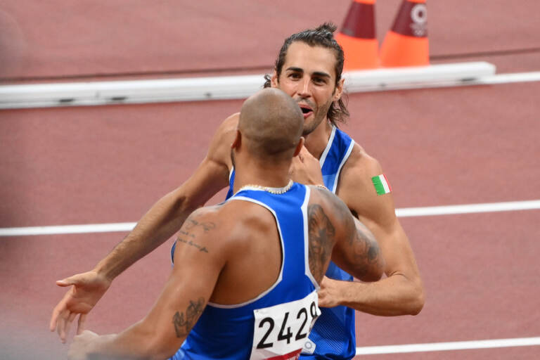 Tokyo 2020, 2 medaglie d'oro nell'atletica per l'Italia con Jacobs nei 100 metri e Tamberi nel salto in alto