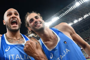 Tokyo 2020, 2 medaglie d'oro nell'atletica per l'Italia con Jacobs nei 100 metri e Tamberi nel salto in alto