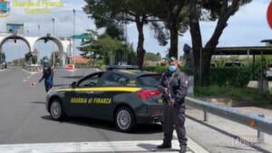 Centrale di spaccio nel cimitero di Giarre: sequestrati 71 chili di droga