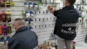Macerata, sequestrati 19 mila articoli falsi: orologi e occhiali contraffatti