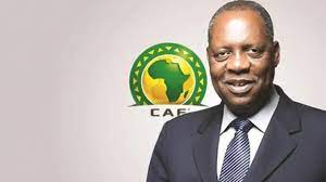 L’ancien président de la CAF, Issa Hayatou, suspendu 1 an par la FIFA
