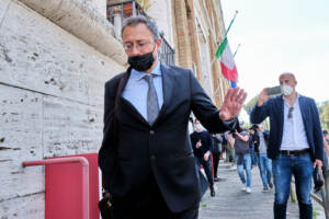 Caso loggia Ungheria, Paolo Storari all’uscita della Procura di Roma