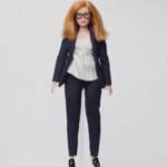 AstraZeneca, la dottoressa pioniera dei vaccini diventa una Barbie