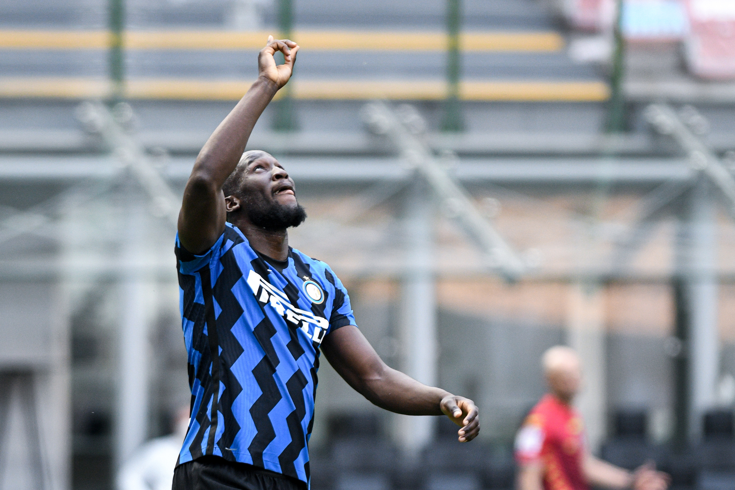 Chelsea su Lukaku, Inter vacilla
