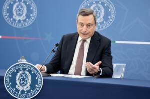Presidente Draghi in conferenza con i ministri Roberto Speranza e Marta Cartabia