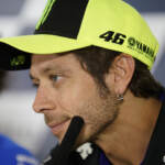 Valentino Rossi annuncia il ritiro: “Avrei voluto correre altri 25 anni”