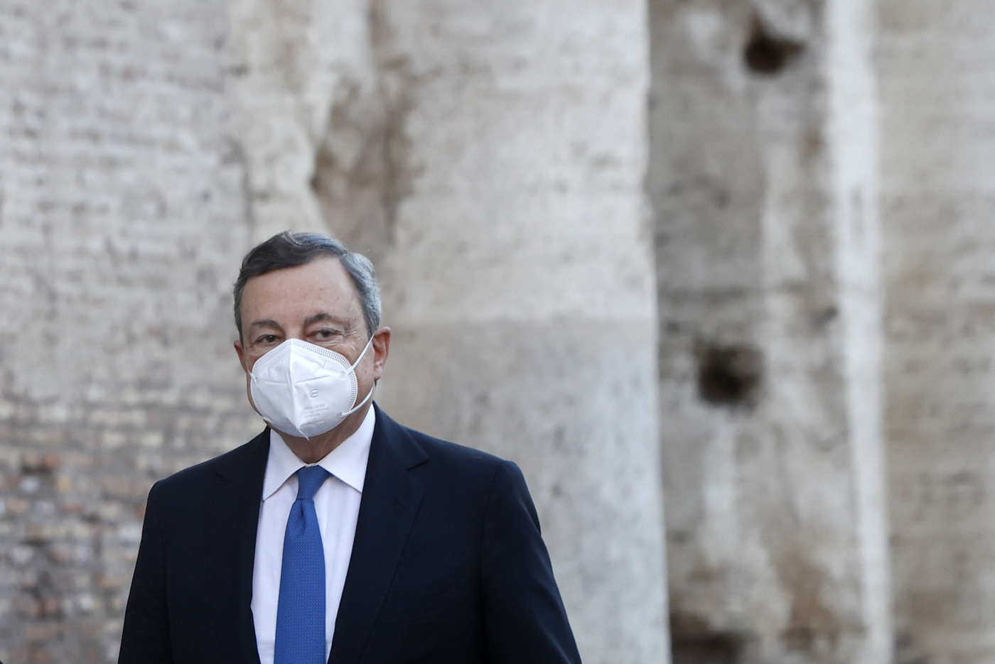 Draghi agli italiani: “Vaccinatevi e rispettate le regole” Draghi agli italiani: “Vaccinatevi e rispettate le regole”