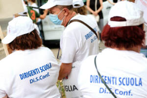 Roma, manifestazione del sindacato DirigentiScuola davanti al Ministero dell'Istruzione