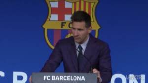 Messi dà l’addio al Barcellona: “Ho fatto di tutto per rimanere”