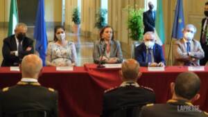Migranti, Lamorgese: “Non possiamo fermare gli sbarchi autonomi”