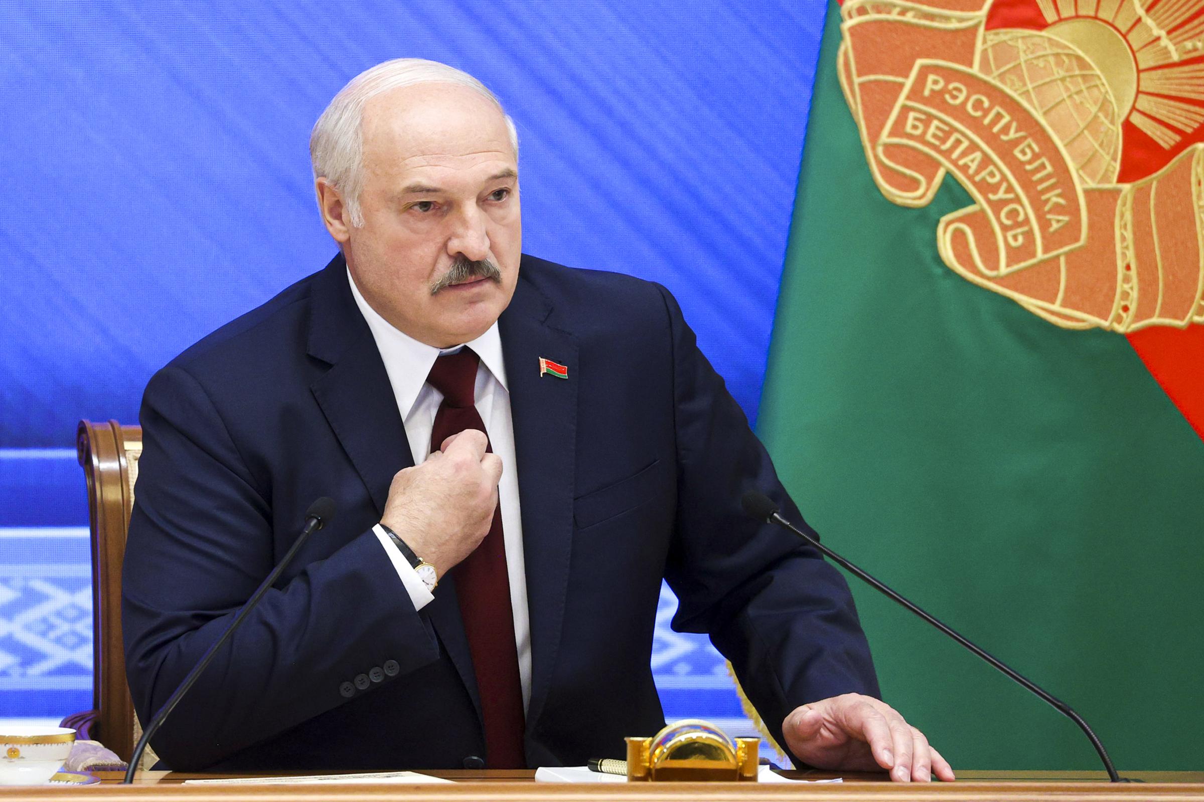 Bielorussia, Lukashenko: “Lascerò la presidenza molto presto” Bielorussia, Lukashenko: “Lascerò la presidenza molto presto”