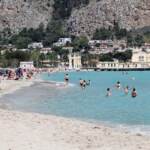 Covid, la Sicilia dei record negativi a un passo dalla zona gialla