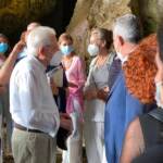 Mattarella ad Alghero, visita a sorpresa la Grotta di Nettuno