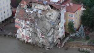 Turchia: inondazioni e frane nel nord del Paese, almeno 6 morti