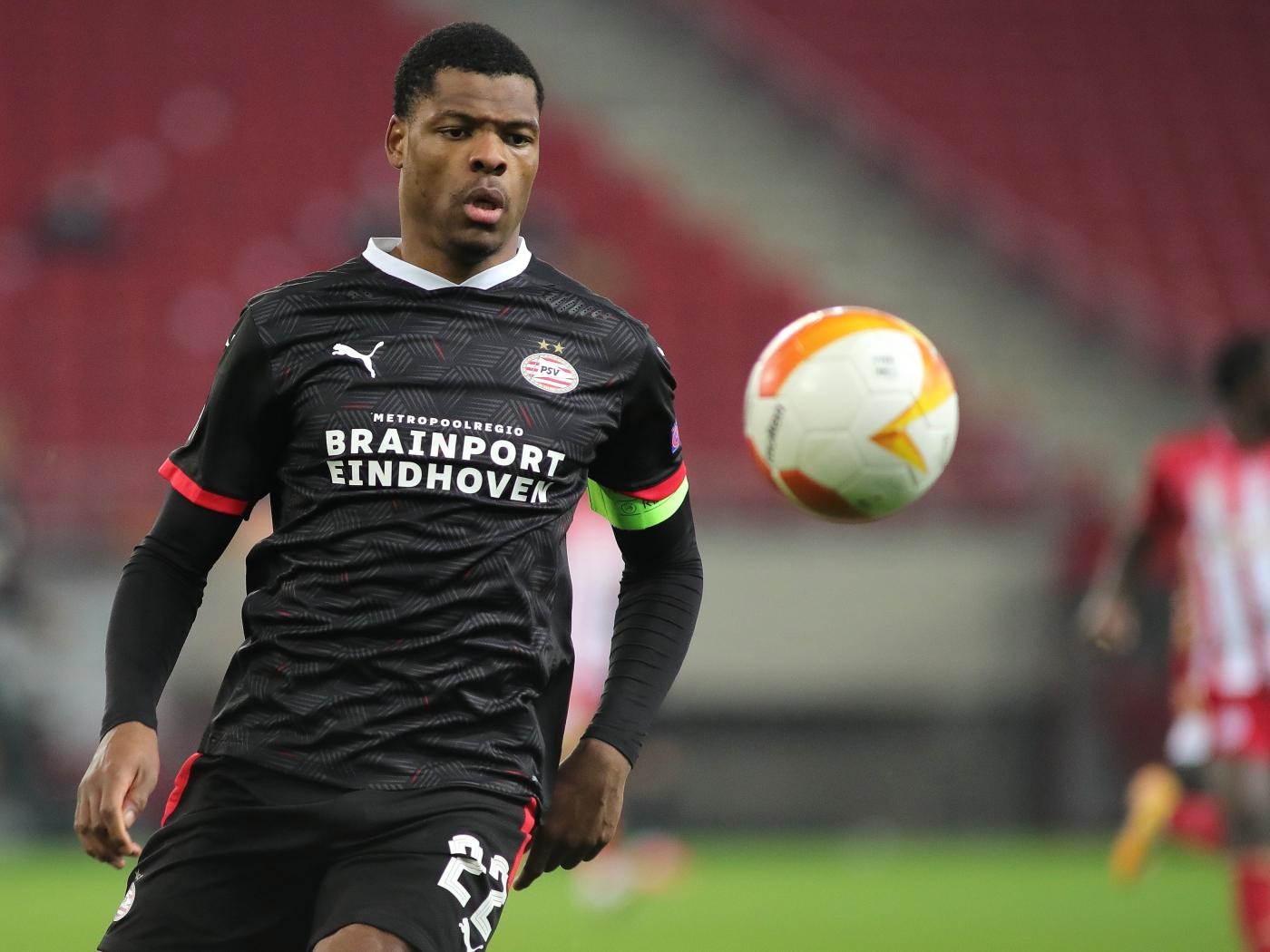 Calciomercato, l’Inter si rinforza con Dumfries, Roma stringe per Abraham