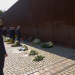Berlino, 60 anni fa la costruzione del Muro: celebrazioni in Germania