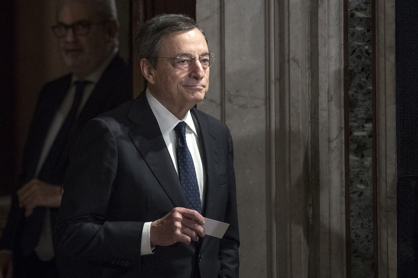 Tre anni fa il crollo del ponte Morandi, Draghi: “Mai più eventi così tragici”