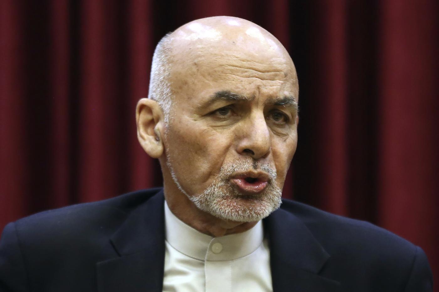 Afghanistan, Ghani: “Consultazioni in corso, priorità è rimobilitare l’esercito”