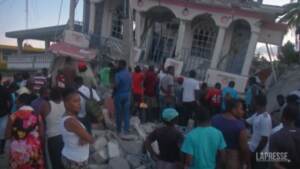 Haiti, devastazione dopo il terremoto di magnitudo 7.2