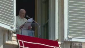 Papa: “A Ferragosto non dimenticare chi vive in condizioni disagiate “