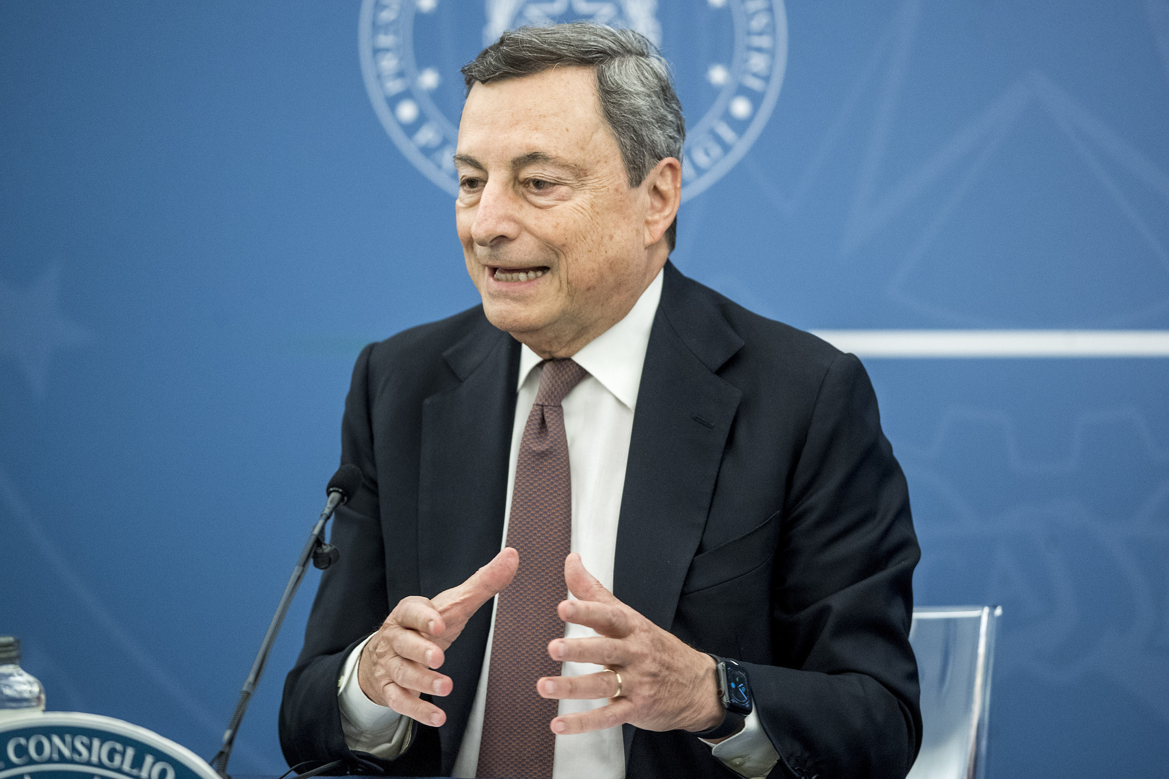 Afghanistan, Draghi: “Al lavoro per una soluzione”. Guerini-Di Maio in audizione il 24/8