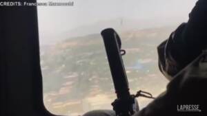Kabul, italiani in elicottero fino all’aeroporto per lasciare l’Afghanistan