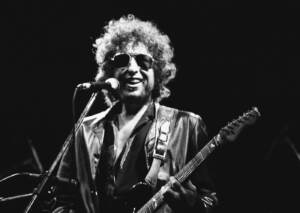 Bob Dylan vende tutto il suo catalogo alla Universal, l'acquisizione da 300 milioni